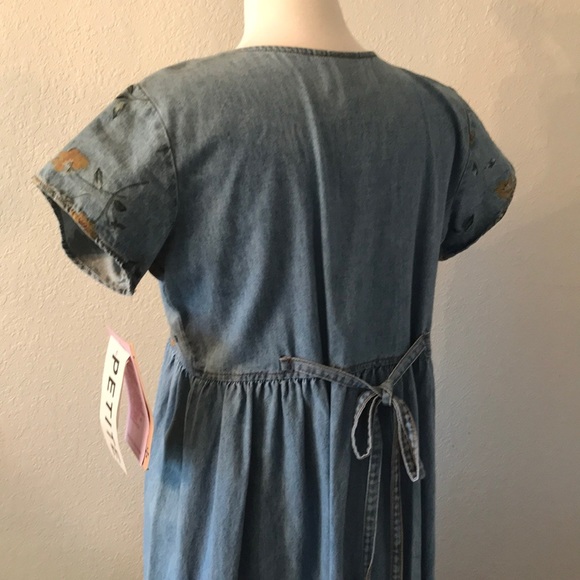 Beautiful Studio Ease Vintage floral button down denim dress - Picture 4 of 14